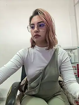 nani rosse of online show from 05/09/26, 03:37
