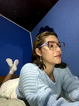 nani rosse of online show from 12/18/25, 10:57
