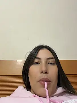 Snapshot of Anna_Bitch_Disgusting chatting on 07/17/26, 04:53 Anna Bitch Disgusting online show from 07/17/26, 04:53