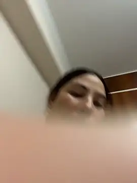 Anna Bitch Disgusting online show from 12/21/25, 07:21