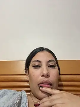 Anna Bitch Disgusting online show from 01/17/26, 06:28