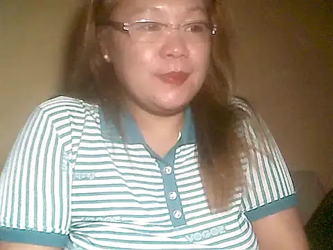 loriepinay46 online show from 03/11/26, 03:17