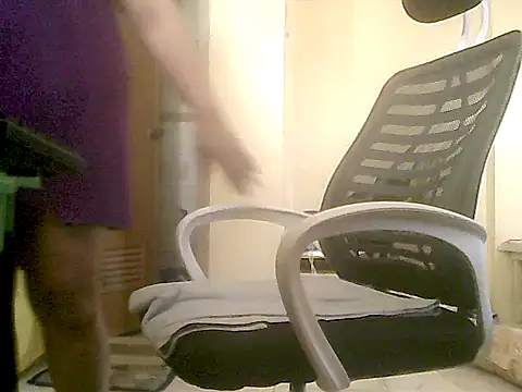 loriepinay46 online show from 02/28/26, 12:43