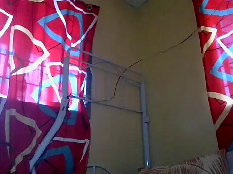 loriepinay46 online show from 06/06/26, 10:59