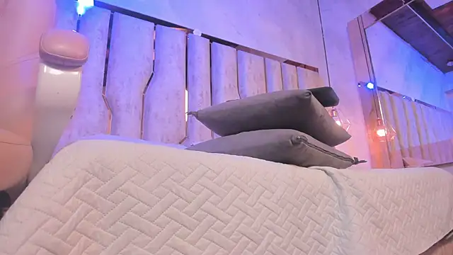 Caroline palmerr online show from 01/17/26, 03:21