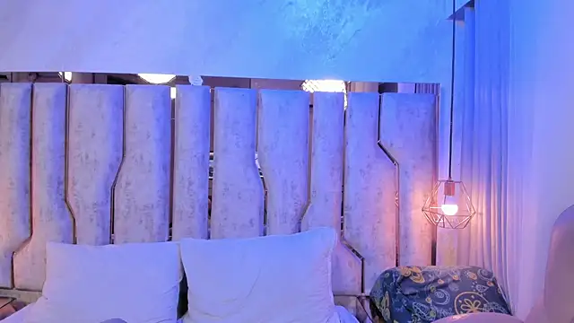 Caroline palmerr online show from 01/16/26, 03:10