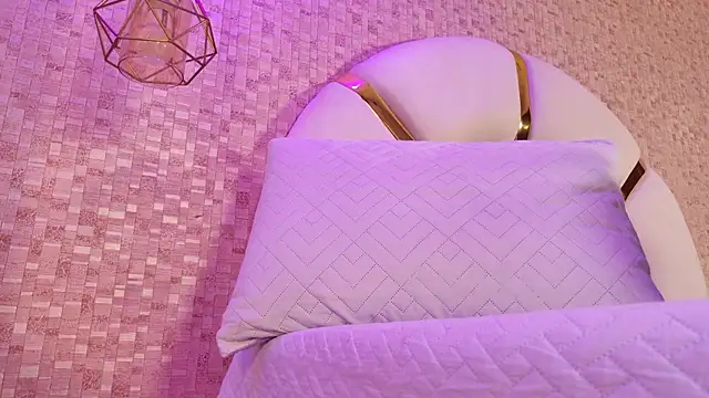 Caroline palmerr online show from 04/14/26, 03:11