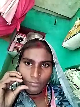 Big Lovexx online show from 11/17/25, 05:00