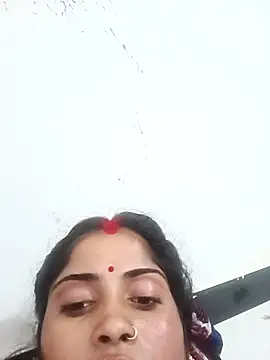 Pushpa hotty online show from 12/23/25, 10:58