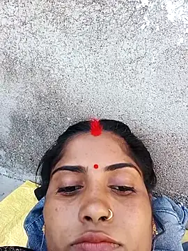 Snapshot of Pushpa_hotty chatting on 02/08/26, 05:38 Pushpa hotty online show from 02/08/26, 05:38