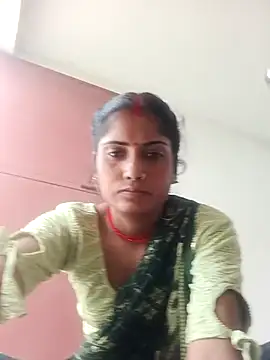 Pushpa hotty online show from 12/14/25, 10:21