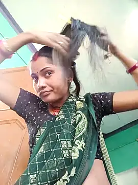 Pushpa hotty online show from 04/19/26, 03:07