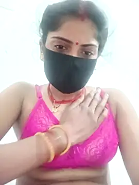 Pushpa hotty online show from 12/14/25, 10:59