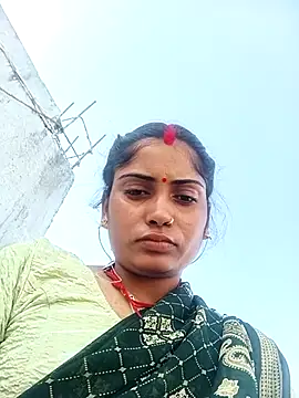 Pushpa hotty online show from 12/16/25, 03:11