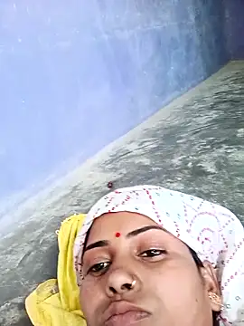 Snapshot of Pushpa_hotty chatting on 04/11/26, 09:24 Pushpa hotty online show from 04/11/26, 09:24