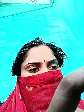 Pushpa hotty online show from 05/17/26, 02:55