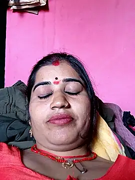 Hot kamla online show from 02/15/26, 07:51