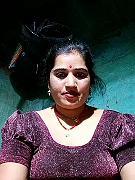 Hot kamla online show from 04/24/26, 10:28