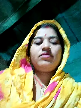 Hot kamla online show from 12/17/25, 11:32