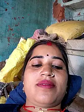 Hot kamla online show from 04/14/26, 05:12