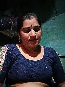 Snapshot of Hot_kamla chatting on 06/25/26, 03:50 Hot kamla online show from 06/25/26, 03:50