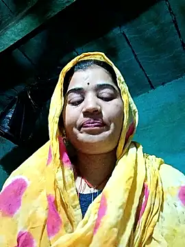 Hot kamla online show from 12/19/25, 11:40