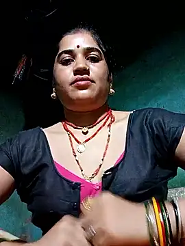 Hot kamla online show from 05/15/26, 11:25