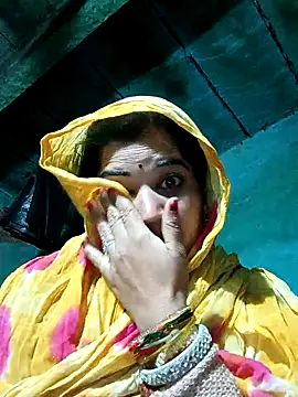 Hot kamla online show from 12/23/25, 12:00