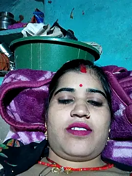 Hot kamla online show from 11/16/25, 07:46