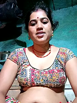 Snapshot of Hot_kamla chatting on 06/28/26, 09:32 Hot kamla online show from 06/28/26, 09:32
