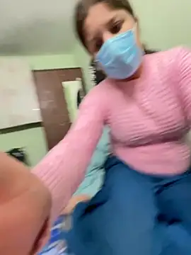 Cute hotzara online show from 11/20/25, 04:46