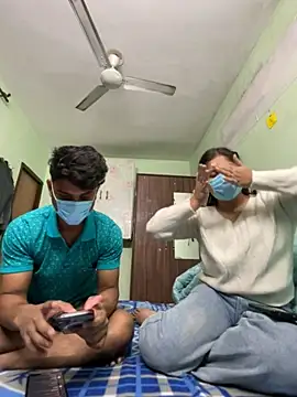 Snapshot of Cute_hotzara chatting on 11/15/25, 05:11 Cute hotzara online show from 11/15/25, 05:11