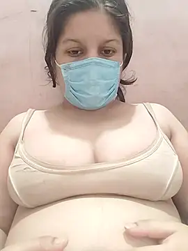 Snapshot of Cute_hotzara chatting on 07/15/26, 05:47 Cute hotzara online show from 07/15/26, 05:47