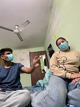 Cute hotzara online show from 11/26/25, 04:34