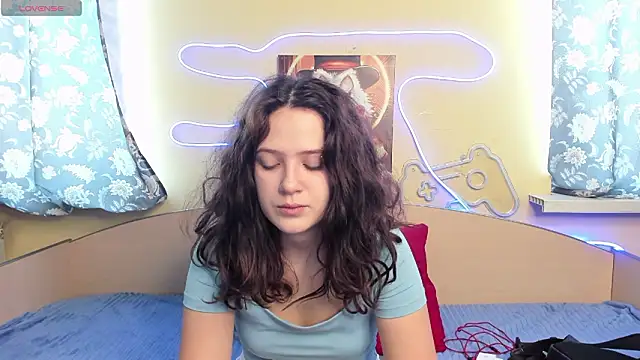 Anora Miller online show from 02/04/26, 09:04