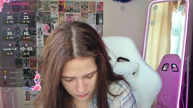 Anora Miller online show from 01/11/26, 08:32