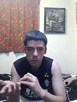 Snapshot of Junior_47 chatting on 11/15/25, 06:17 Junior 47 online show from 11/15/25, 06:17