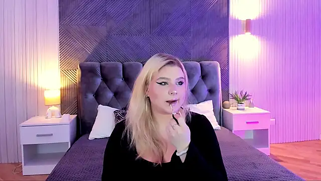 EmiliaStanley online show from 11/20/25, 05:30