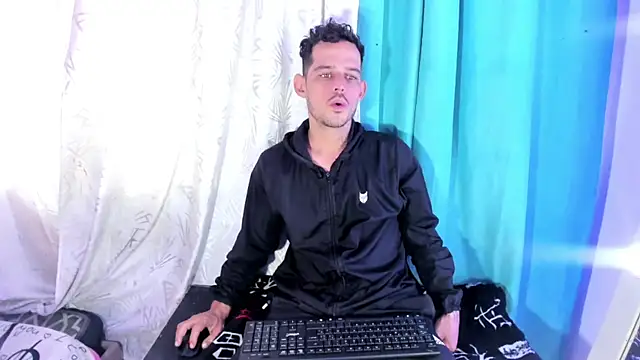 Sexybigjefffx online show from 12/01/25, 12:39