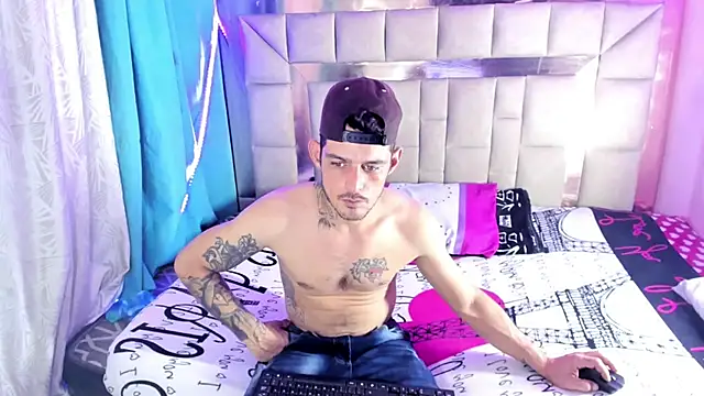 Sexybigjefffx online show from 12/15/25, 01:44