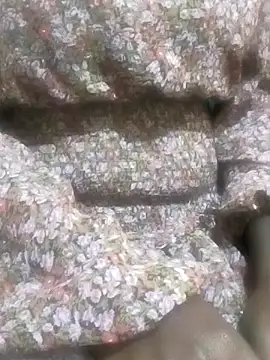 Molatane0 online show from 11/12/25, 11:58