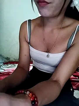 Snapshot of gugu0022 chatting on 04/06/26, 11:39 gugu0022 online show from 04/06/26, 11:39