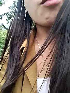 Snapshot of gugu0022 chatting on 03/20/26, 10:49 gugu0022 online show from 03/20/26, 10:49