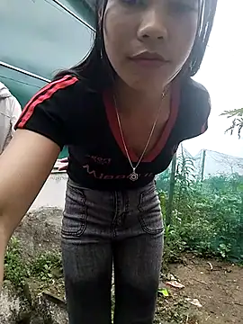 Snapshot of gugu0022 chatting on 03/26/26, 01:04 gugu0022 online show from 03/26/26, 01:04