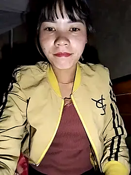 Snapshot of gugu0022 chatting on 11/30/25, 09:48 gugu0022 online show from 11/30/25, 09:48