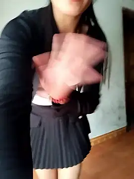 gugu0022 online show from 04/19/26, 10:27