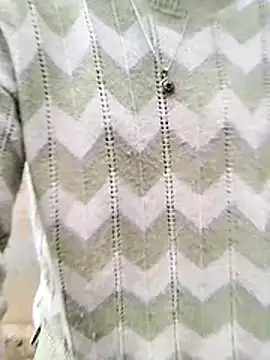 Snapshot of gugu0022 chatting on 03/21/26, 08:19 gugu0022 online show from 03/21/26, 08:19