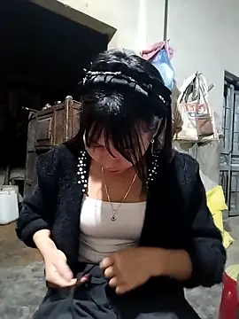 Snapshot of gugu0022 chatting on 03/11/26, 11:10 gugu0022 online show from 03/11/26, 11:10