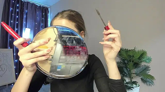 Aurora Glow21 online show from 02/17/26, 04:21