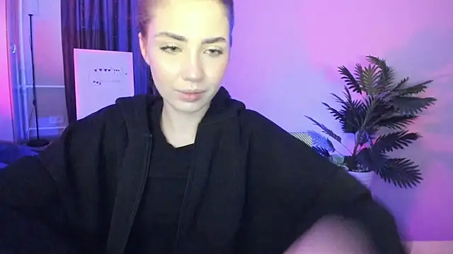 Aurora Glow21 online show from 02/03/26, 04:43